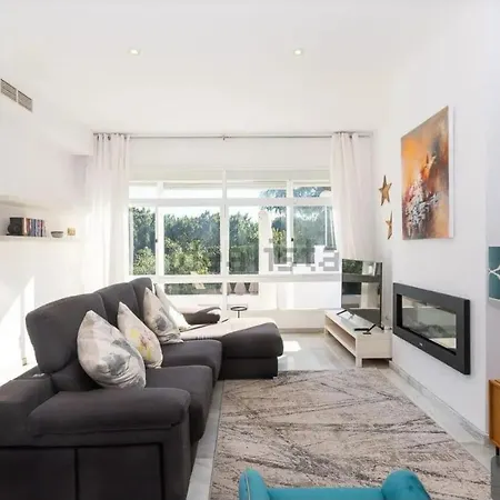 3-min Walk To , Pool , , 3br Tatil Evi Estepona