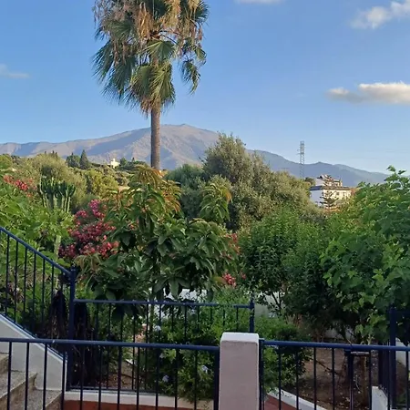 3-min Walk To , Pool , , 3br Hébergement de vacances Estepona