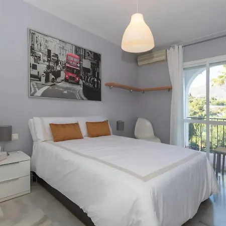 3-min Walk To , Pool , , 3br Hébergement de vacances Estepona